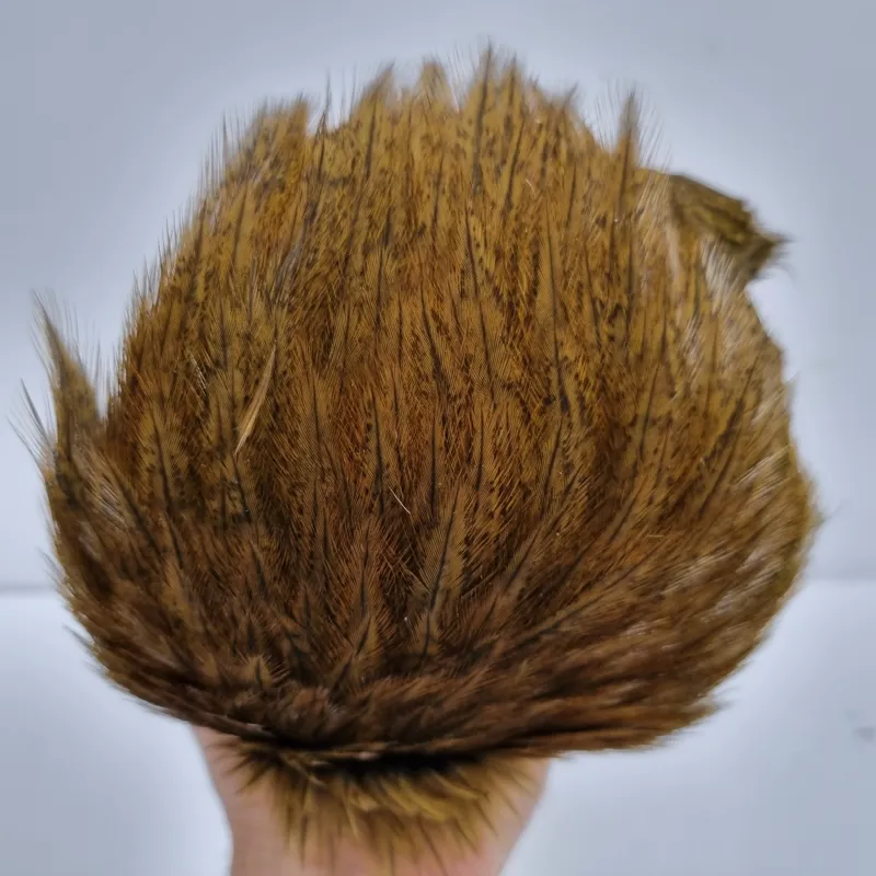 Whiting Coq de Leon Hen Cape in Speckled Golden Olive-9